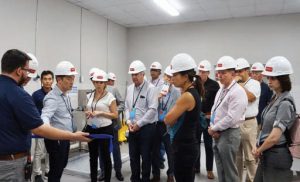 Apparel Summit of the Americas 2018 attendees had the opportunity to tour the new UXTEXA facility and learn about the plant’s capabilities.