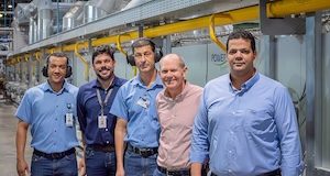Brückner - Pic3_Cedro_Team2 - The Team at Cedro Têxtil with Frank Bernhard (2nd from right), Brückner Agent in Brazil